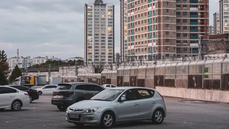 Kohtla-Järvel tuleb Salu tänaval autod ümber parkida: what residents need to know